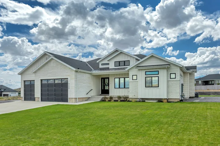 9749 N Hibiscus Ln, Eagle Mountain, Utah 84005