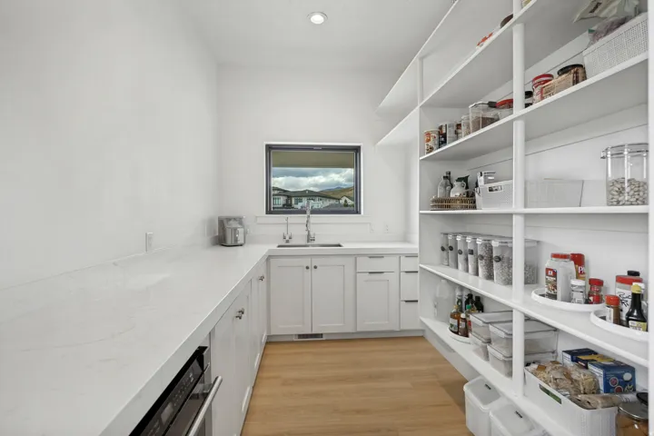 9749 N Hibiscus Ln, Eagle Mountain, Utah 84005