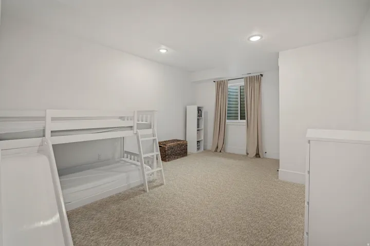 9749 N Hibiscus Ln, Eagle Mountain, Utah 84005