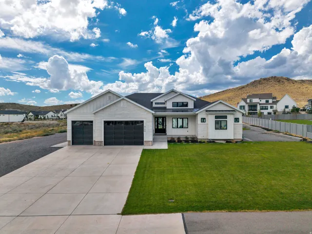 9749 N Hibiscus Ln, Eagle Mountain, Utah 84005