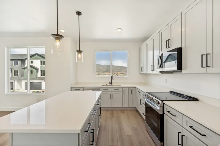5243 N Greenfield Way #319, Eagle Mountain, Utah 84005