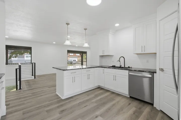 2936 E La Joya Dr, Holladay, Utah 84124