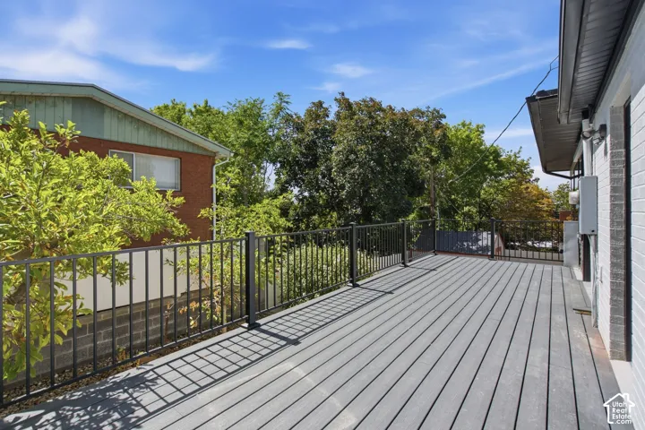 2936 E La Joya Dr, Holladay, Utah 84124