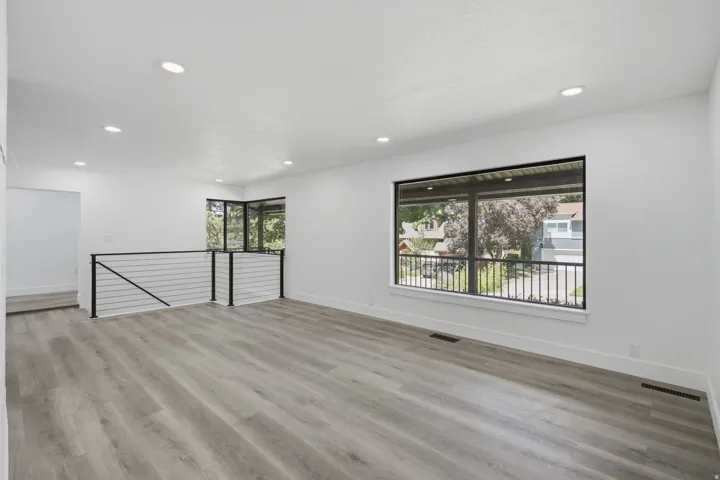 2936 E La Joya Dr, Holladay, Utah 84124