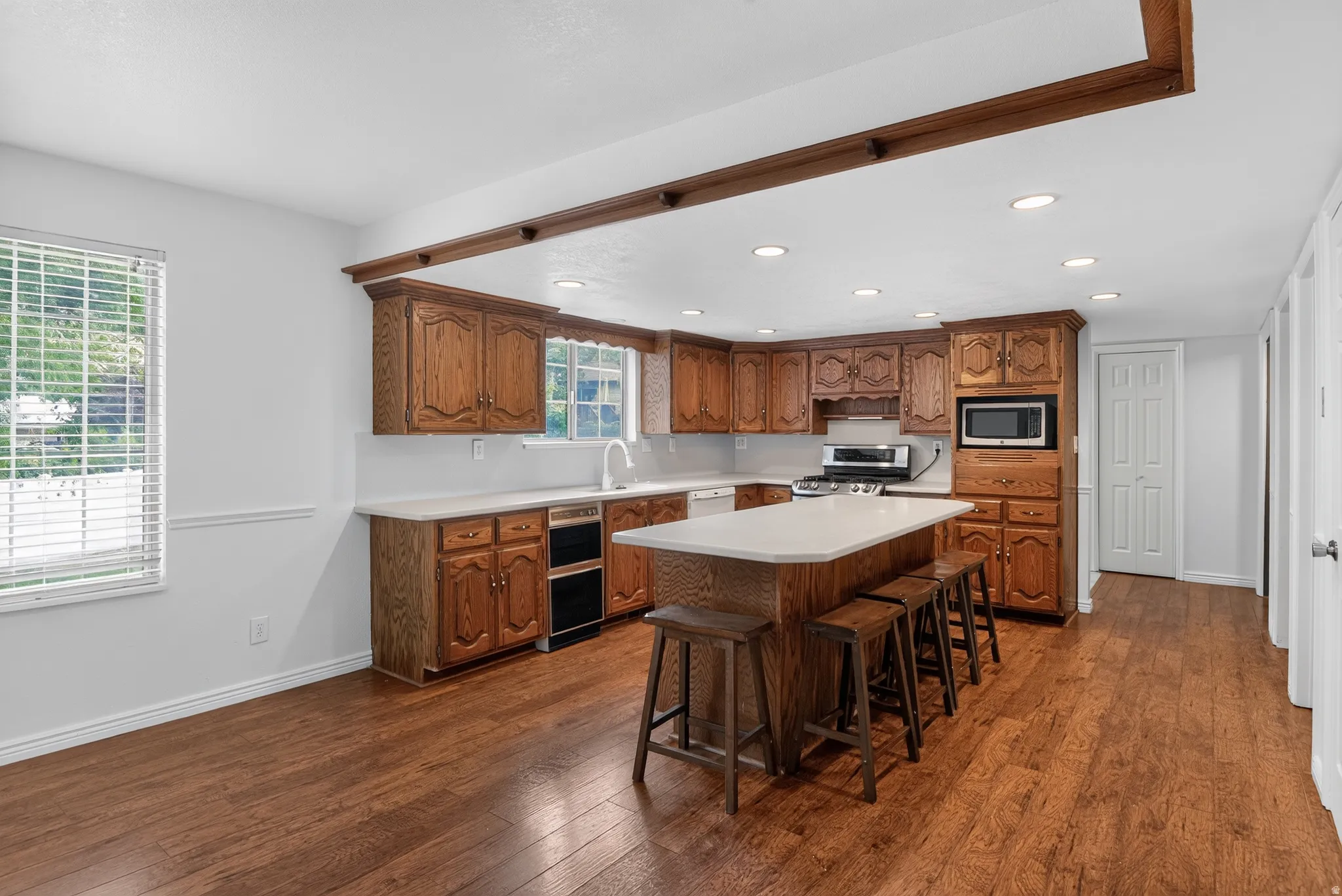 Bright kitchen with lots of natural light!