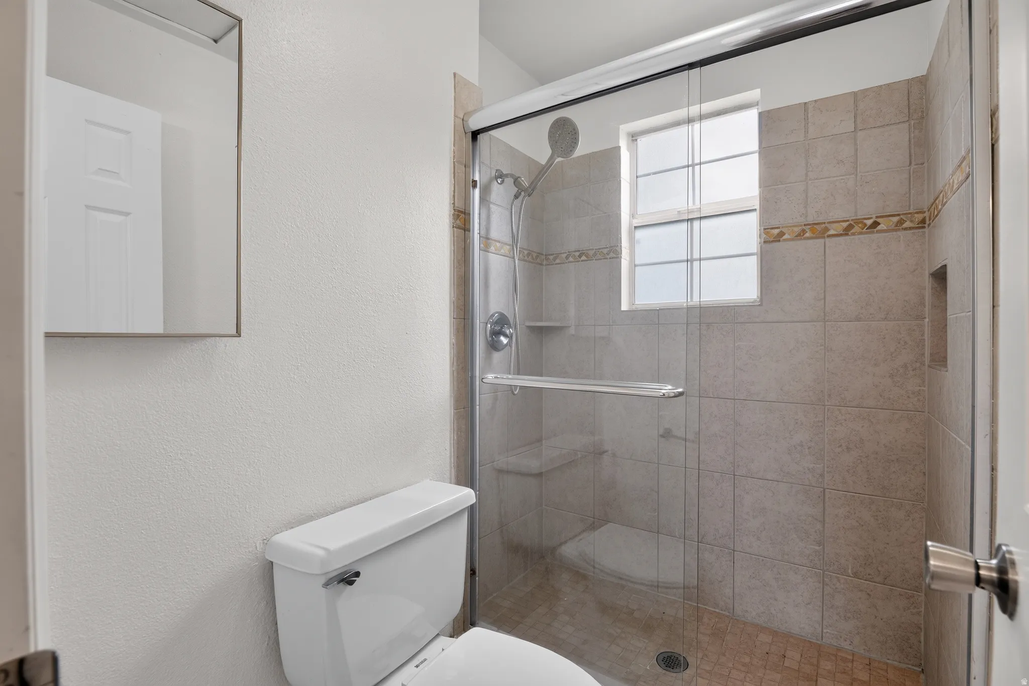 2nd Floor Bathroom