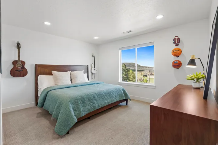 686 W Eaglecrest Cir, Elk Ridge, Utah 84651