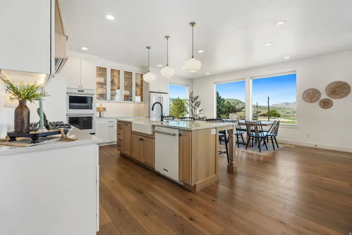 686 W Eaglecrest Cir, Elk Ridge, Utah 84651
