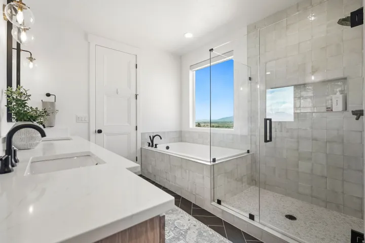 686 W Eaglecrest Cir, Elk Ridge, Utah 84651