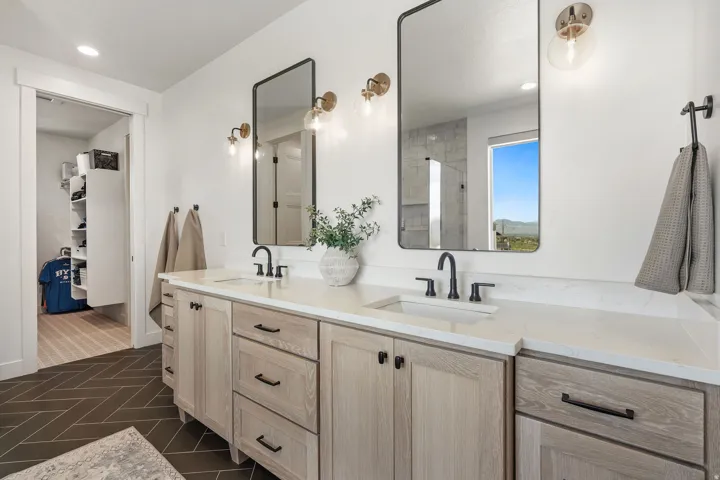 686 W Eaglecrest Cir, Elk Ridge, Utah 84651
