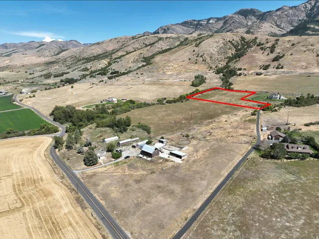 2285 E Maple Leaf Dr, Cove, Utah 84320