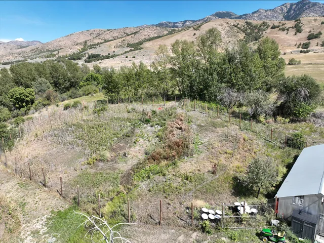 2035 E Maple Leaf Dr, Cove, Utah 84320