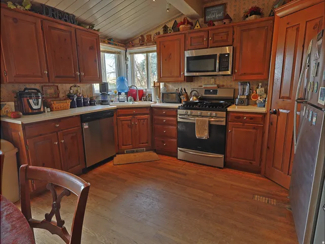 2035 E Maple Leaf Dr, Cove, Utah 84320