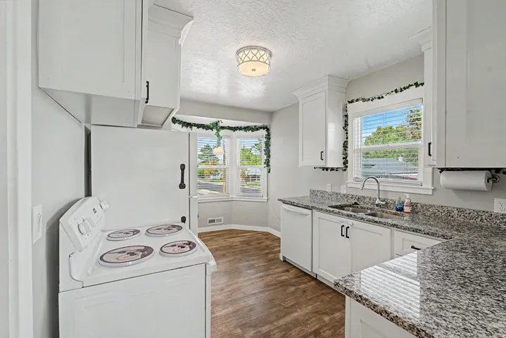199 N Pinehurst Ave, Tooele, Utah 84074