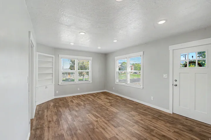 199 N Pinehurst Ave, Tooele, Utah 84074