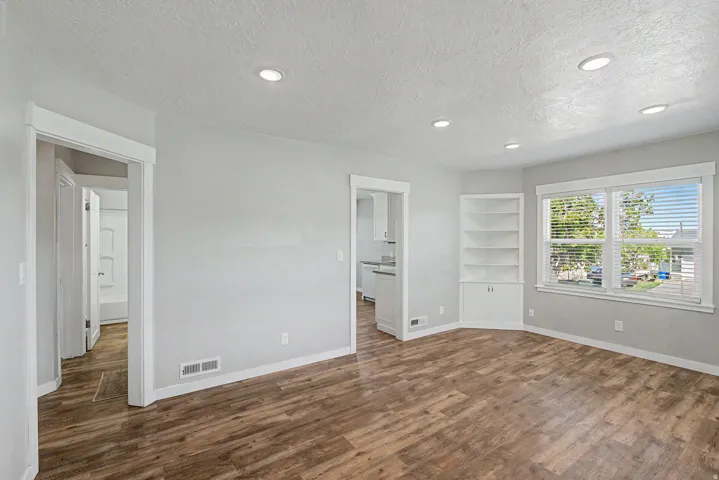 199 N Pinehurst Ave, Tooele, Utah 84074