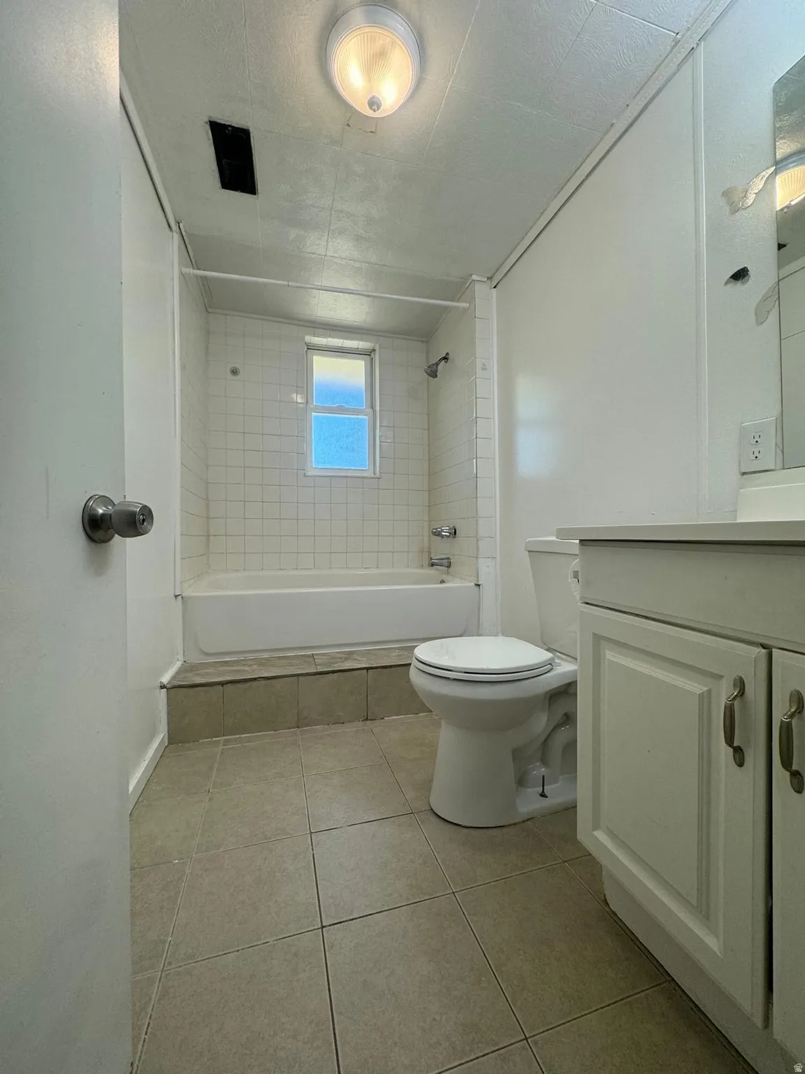 Tile flooring