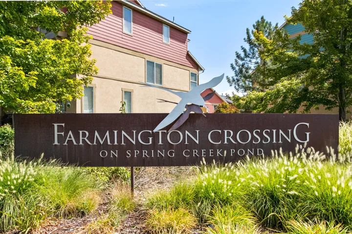 936 W Spring Creek Ln, Farmington, Utah 84025