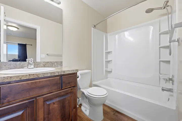 1852 E Whitetail Dr, Layton, Utah 84040