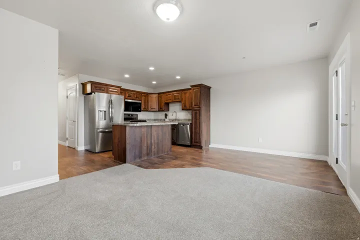 1852 E Whitetail Dr, Layton, Utah 84040