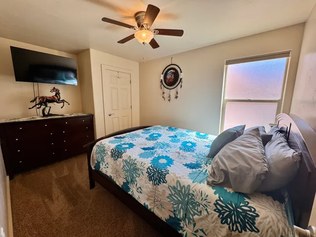 Built-in ceiling fan with light fixture