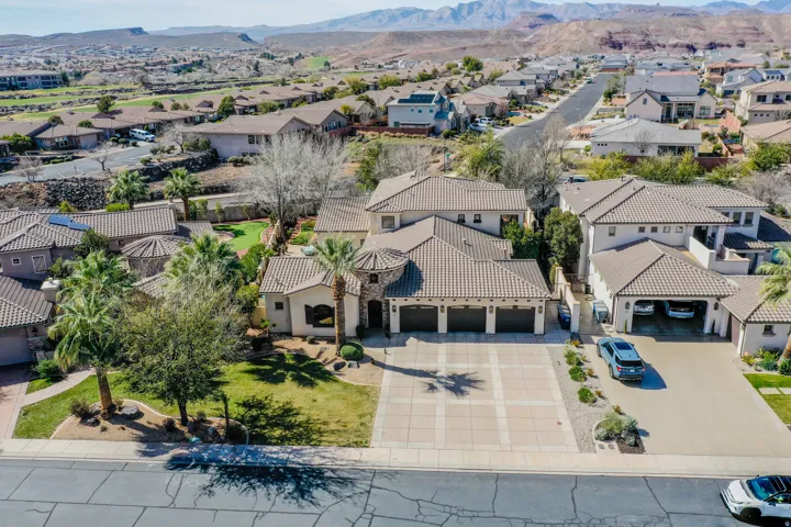 470 Country Ln #11, Santa Clara, Utah 84765