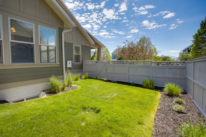 10398 S Martings Dr, South Jordan, Utah 84009