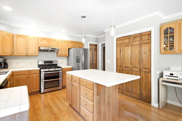 3418 E Antler Way Way, Salt Lake City, Utah 84121