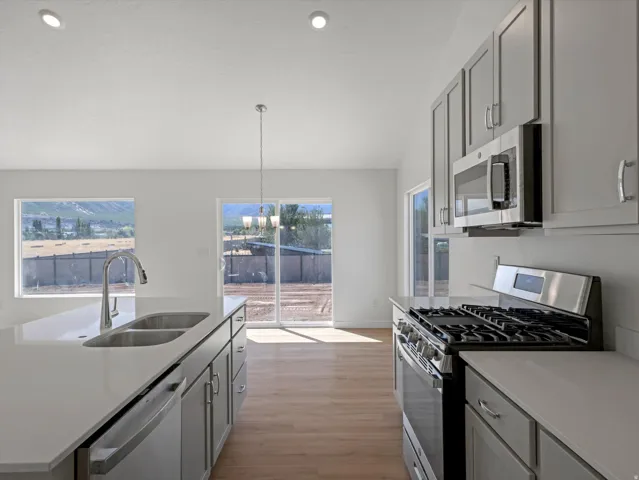 264 E 770 N, Santaquin, Utah 84655