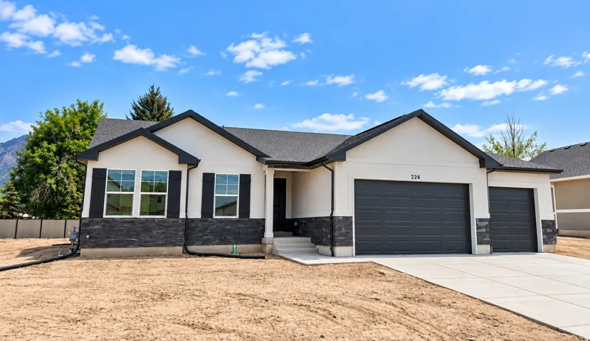 228 E 770 N, Santaquin, Utah 84655