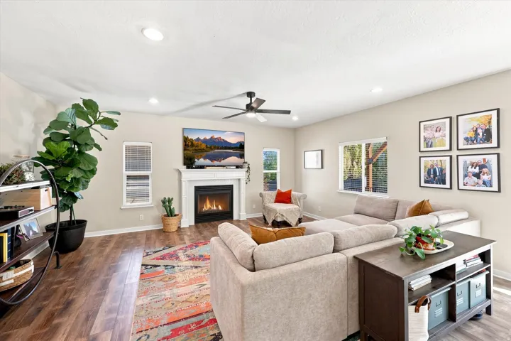 3946 E South Pass Rd, Eagle Mountain, Utah 84005