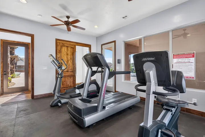 1906 N Pebble Dr, Washington, Utah 84780