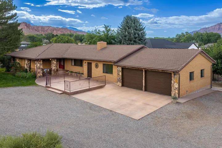 2720 Bench Rd, Moab, Utah 84532
