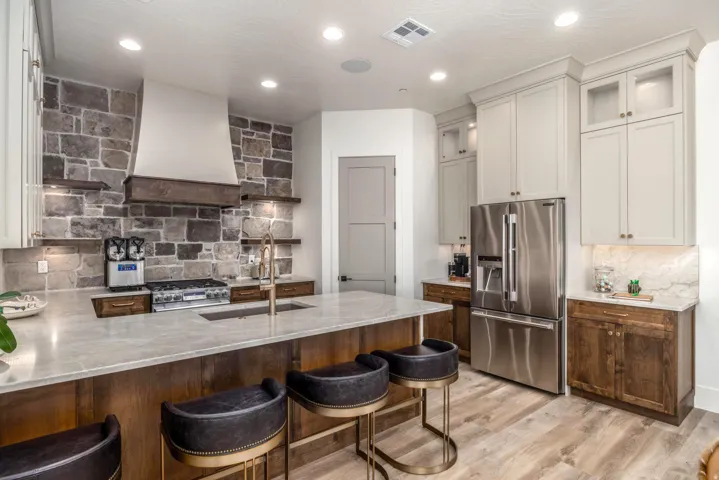 2 Bedroom & 2 Baths Private CASITA with expansive Sliding Door