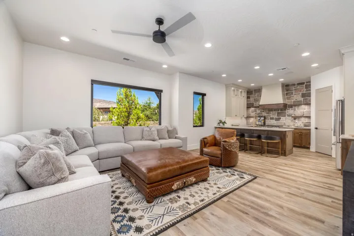 2 Bedroom & 2 Baths Private CASITA with expansive Sliding Door
