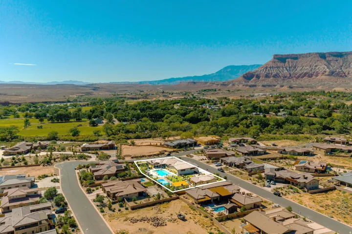 Expansive property featuring a large swimming pool,  and integrated spa