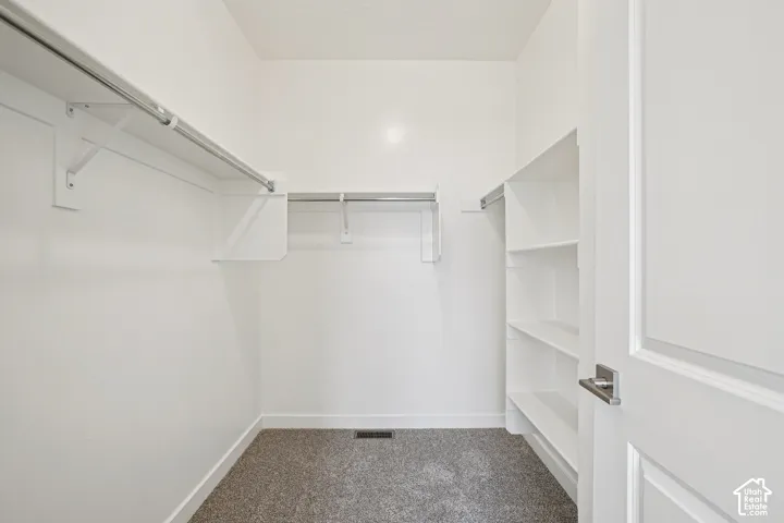 Example photo of a different finished Hanbury home. Actual home may differ/vary.