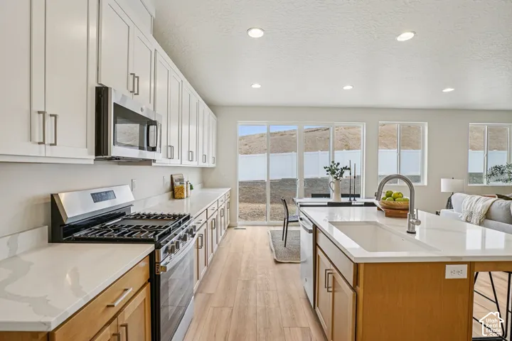 Example photo of a different finished Hanbury home. Actual home may differ/vary.
