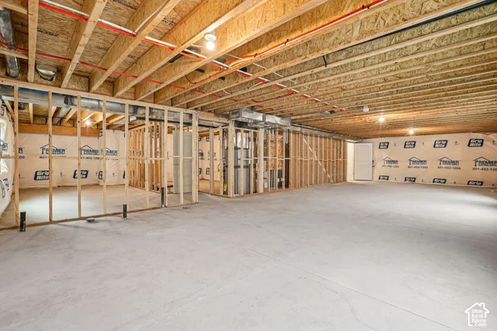 Example photo of a different finished Hanbury home. Actual home may differ/vary.