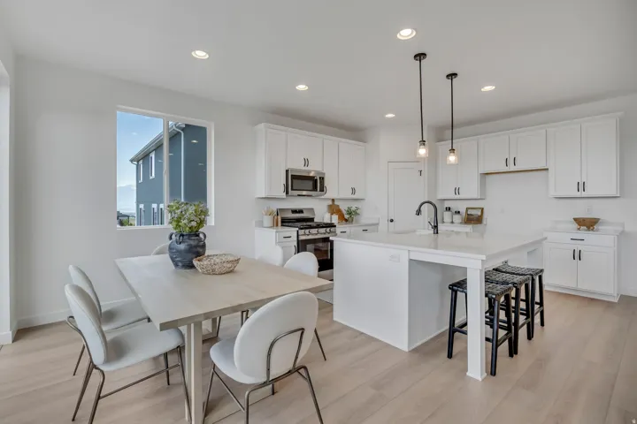 Different finished Edgewater home. Options/colors/features may differ from the actual home for sale.