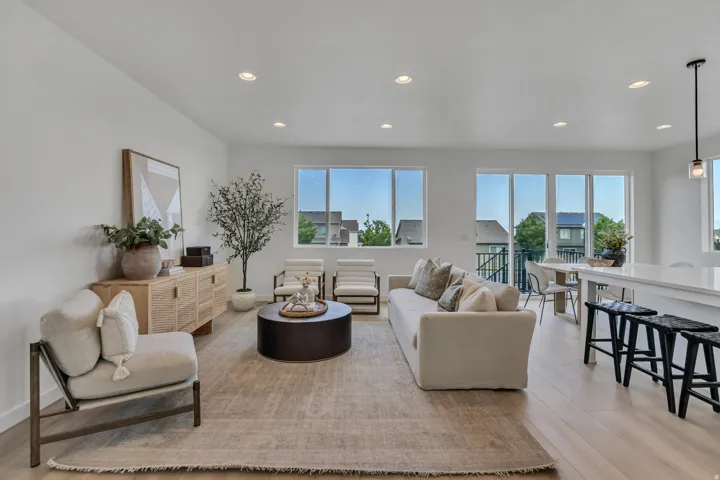 Different finished Edgewater home. Options/colors/features may differ from the actual home for sale.