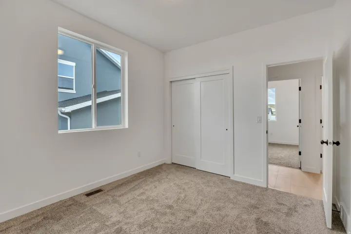 Different finished Edgewater home. Options/colors/features may differ from the actual home for sale.