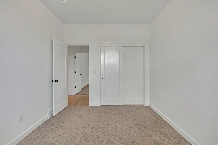 Different finished Edgewater home. Options/colors/features may differ from the actual home for sale.