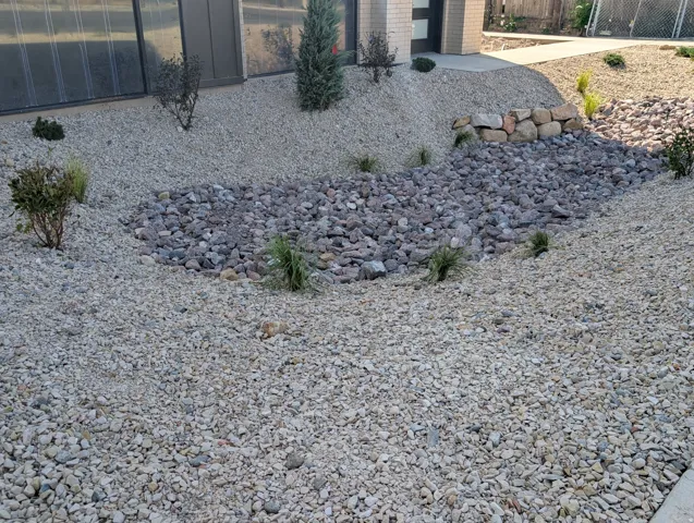 Xeriscape landscaping with decorative gravel