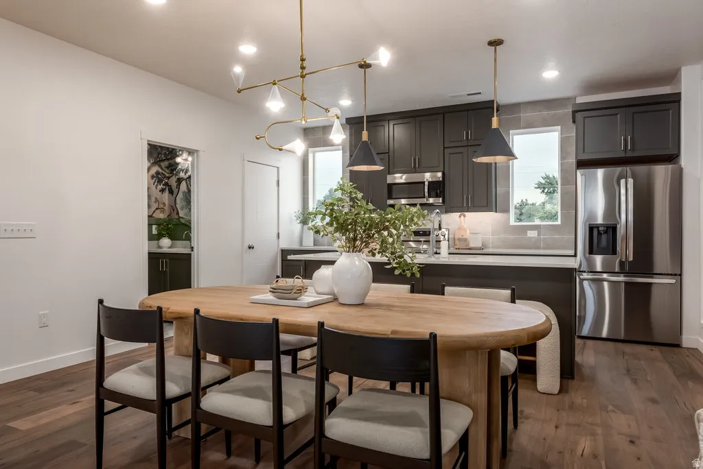 Model Home Photo. Buyer will choose their own finishes.