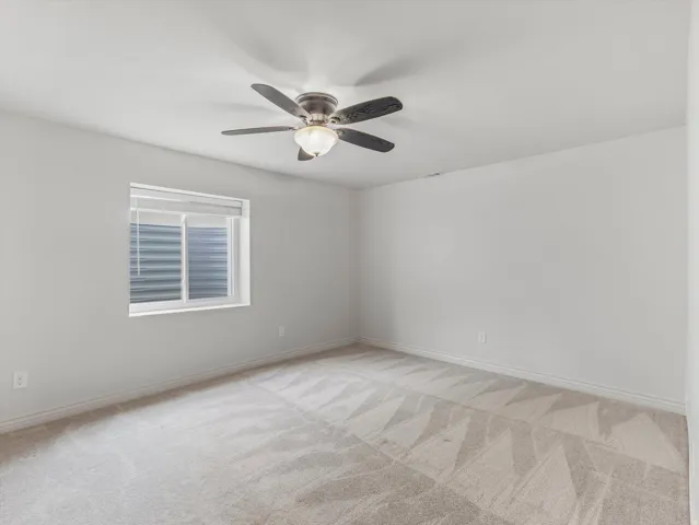 5476 W Ridge Flower Way, Kearns, Utah 84118