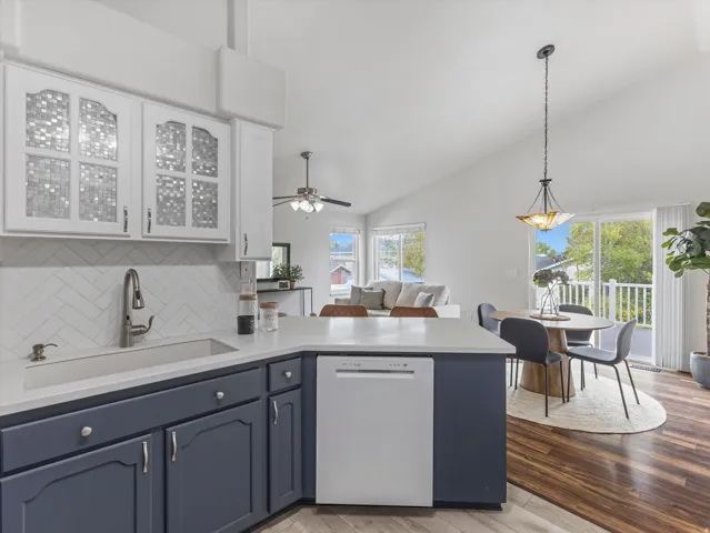 5476 W Ridge Flower Way, Kearns, Utah 84118