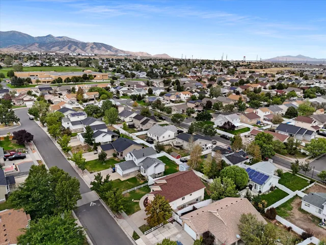 5476 W Ridge Flower Way, Kearns, Utah 84118