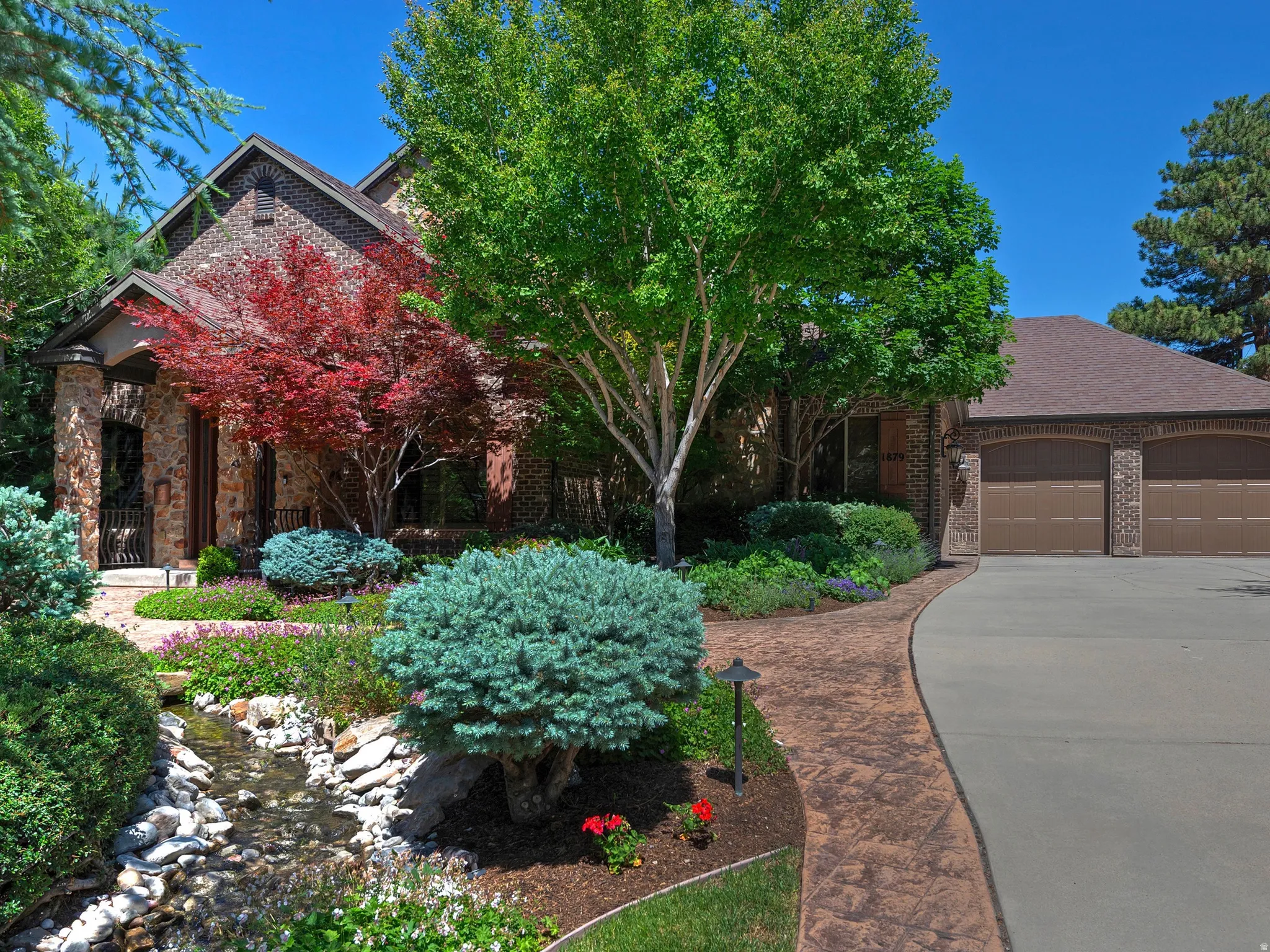 Stone and brick exterior