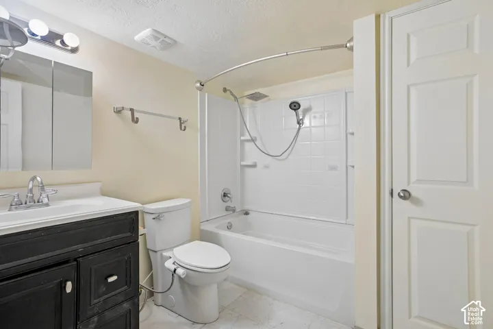 2224 N 3000 W, Clinton, Utah 84015